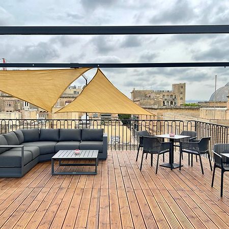 Florette Suite Designer Finish With Stunning Lounge Terrace By Arcobnb Il-Furjana Exterior photo
